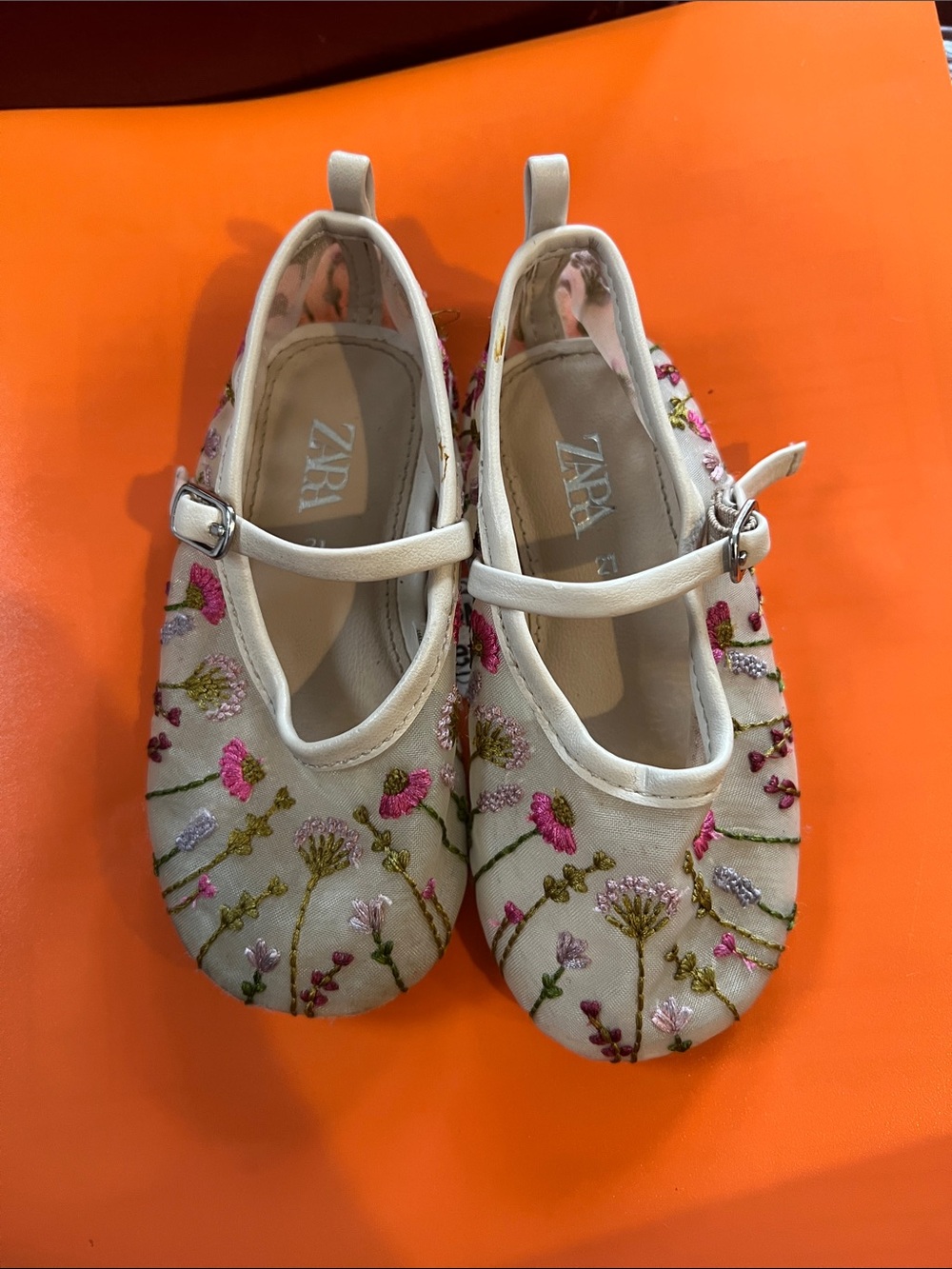 Zara Cream Embroidered Floral Mary Jane Shoes